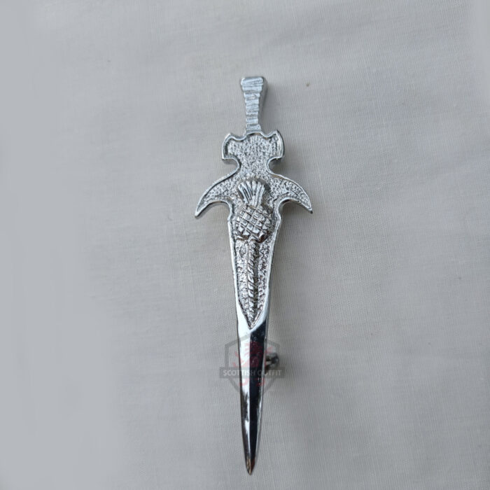 scottish-thistle-kilt-pin