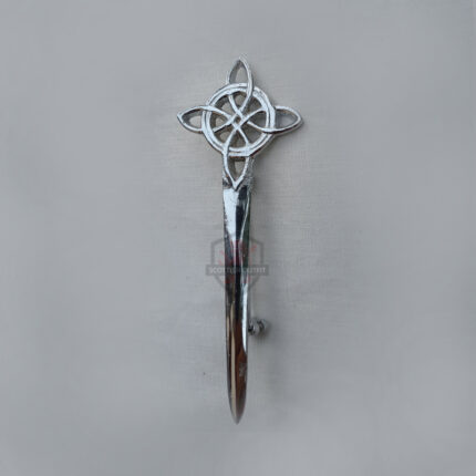 kilt-pin-celtic-knot