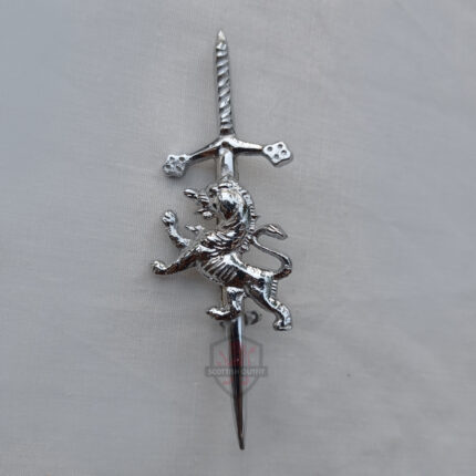 Lion Rampant kilt Pin