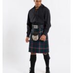 casual-dress-kilt-outfit
