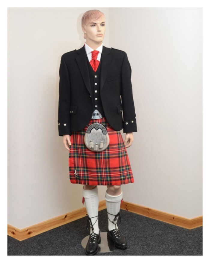mens-kilt-formal-wedding-outfit
