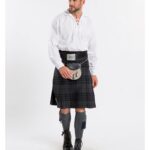 casual-wear-kilt-outfit